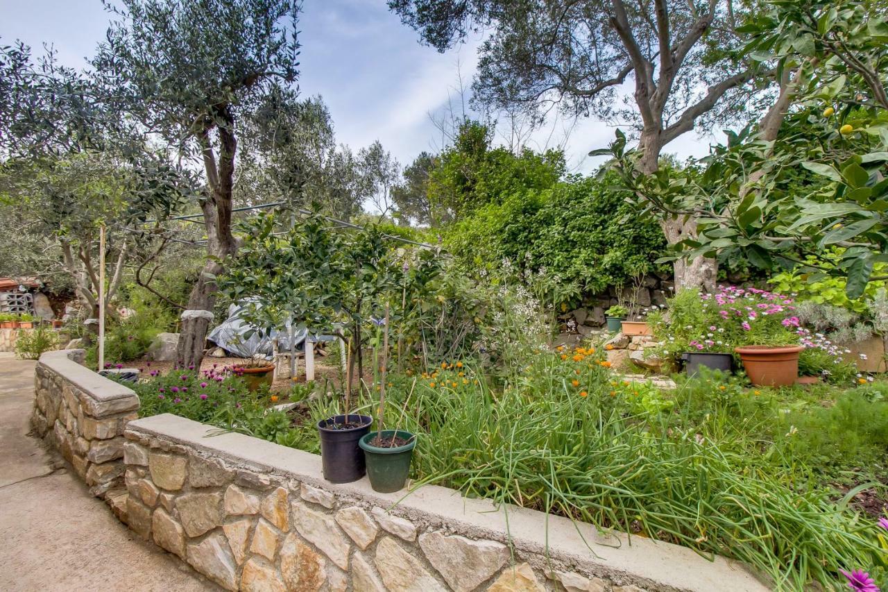 Apartments Mirella Mali Losinj Exterior photo
