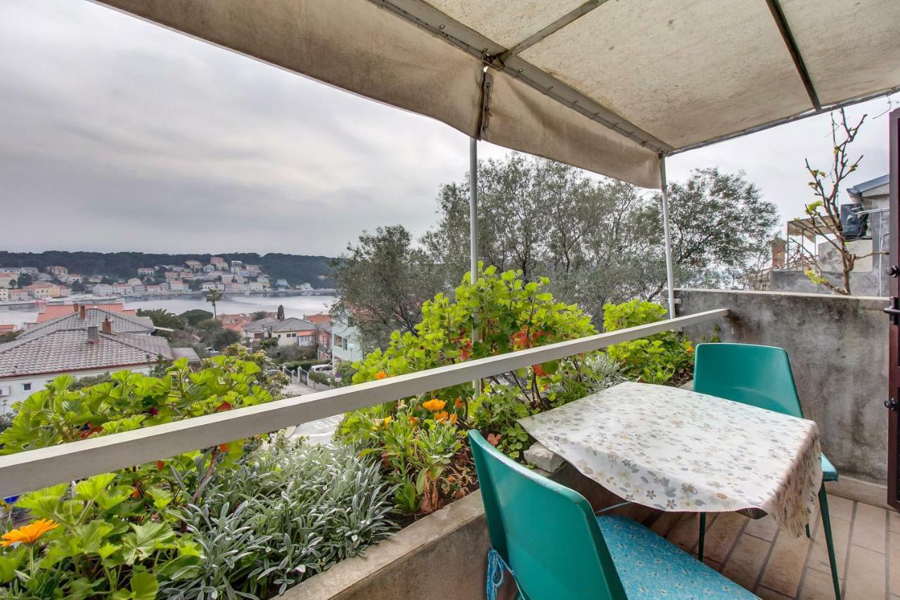 Apartments Mirella Mali Losinj Exterior photo
